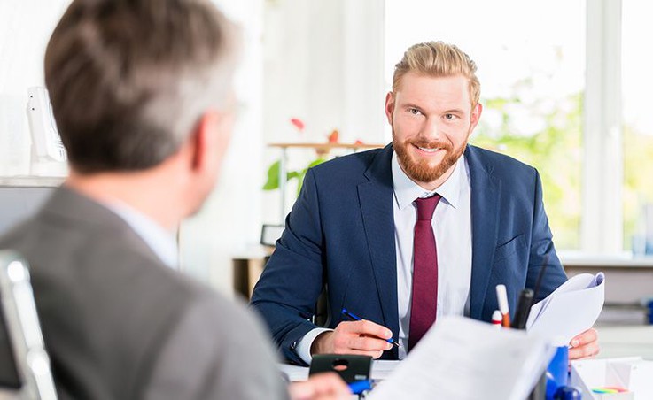 Bankkaufmann / Bankkauffrau Ausbildung – Stellen & Gehalt