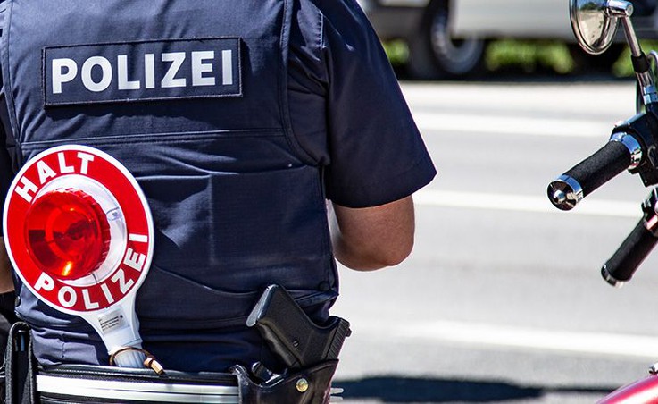 Wie Lange Dauert Die Ausbildung Zum Polizisten In österreich Polizei Ausbildung (mittlerer Dienst): Infos & freie Stellen