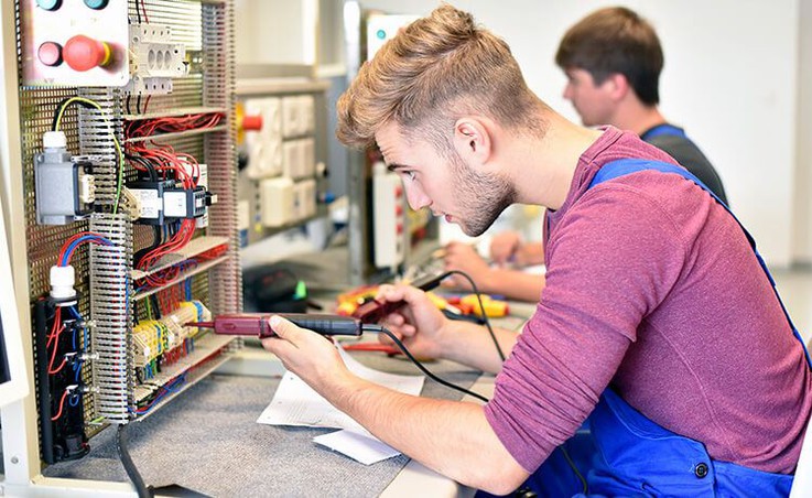 Mechatroniker Ausbildung Freie Stellen & Gehalt